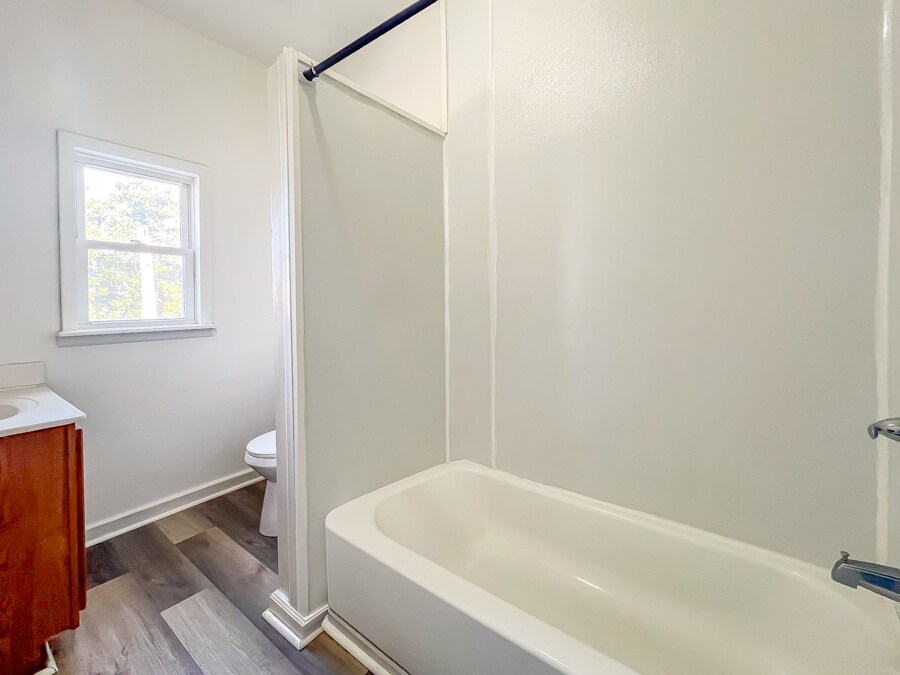 Building Photo - 608 Halifax St