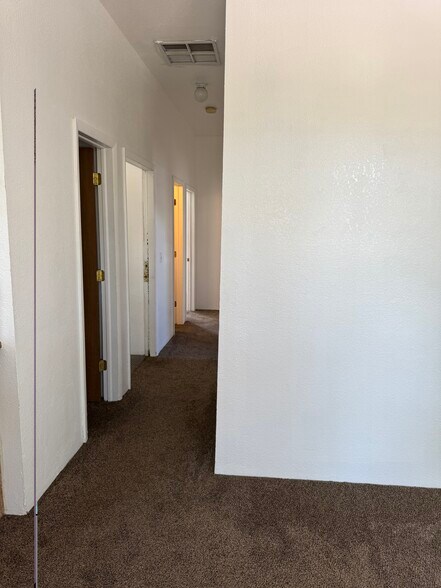 Building Photo - 1213 Lipan St