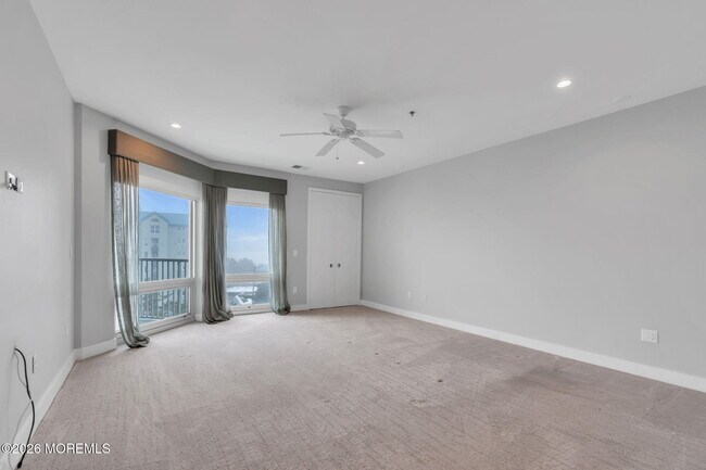 Building Photo - 432 Ocean Blvd N