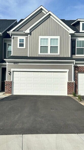 Building Photo - 660 Switchgrass Wy
