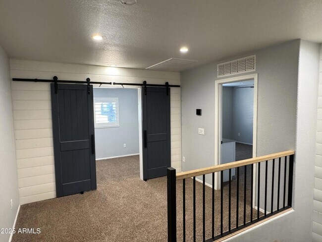 Building Photo - 3733 E Orchid Ct