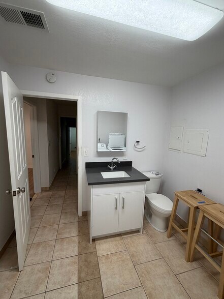 Building Photo - 2821 San Ardo Way