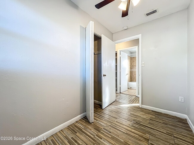 Building Photo - 1509 Bon Air Plaza