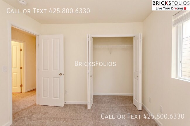 Building Photo - 18325 31st Ave SE