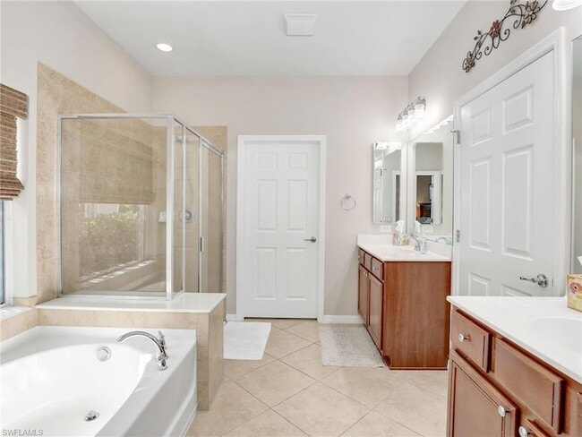 Building Photo - 15100 Danios Dr