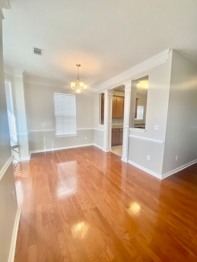 Dining area or extra living space - 513 Fagin Cir