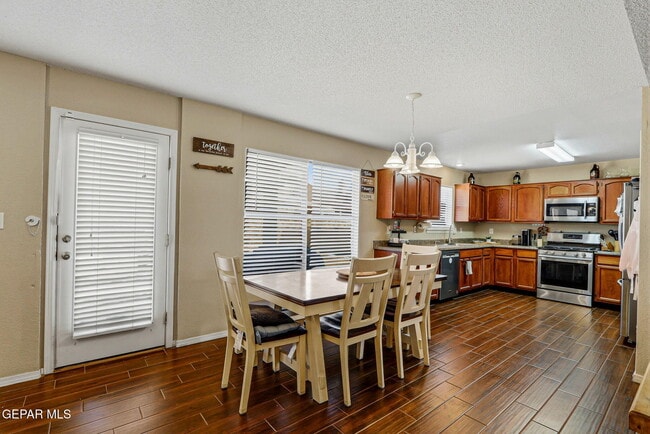 Building Photo - 14233 Spanish Point Dr
