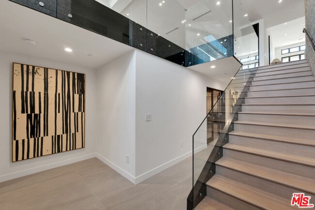 Building Photo - 3116 Elvido Dr