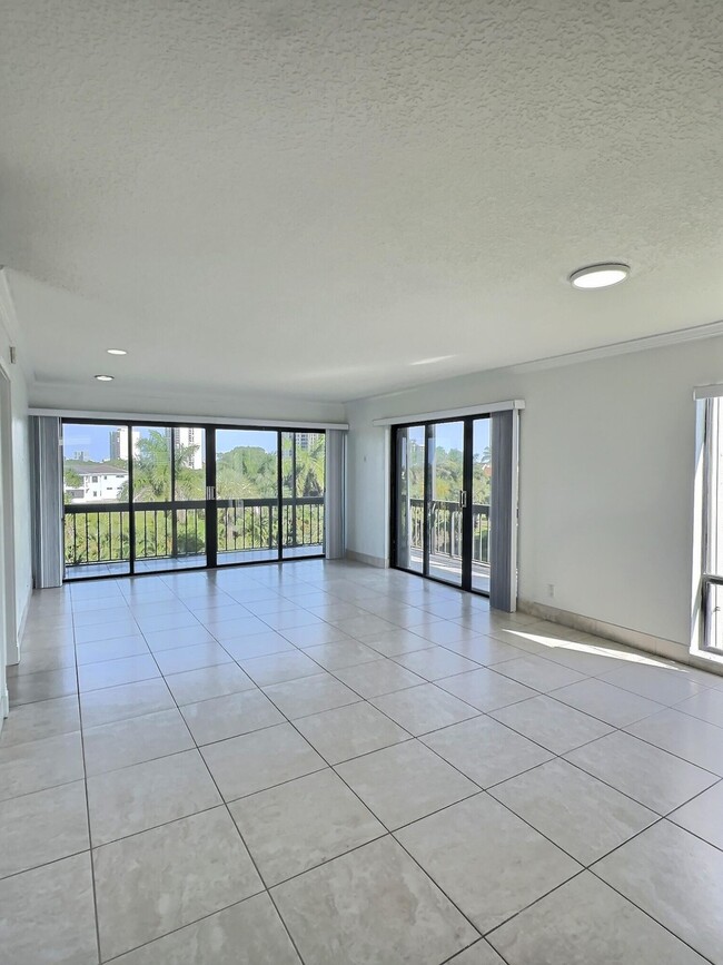 Building Photo - 3050 Presidential Way