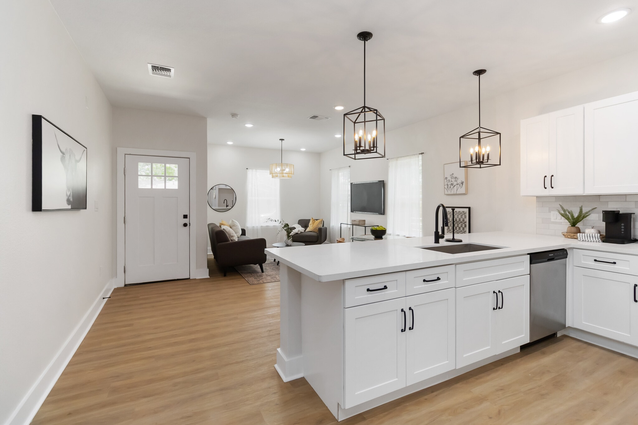 Building Photo - 237 Carle Ave