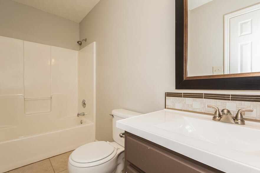 Building Photo - 262 Northwind Dr