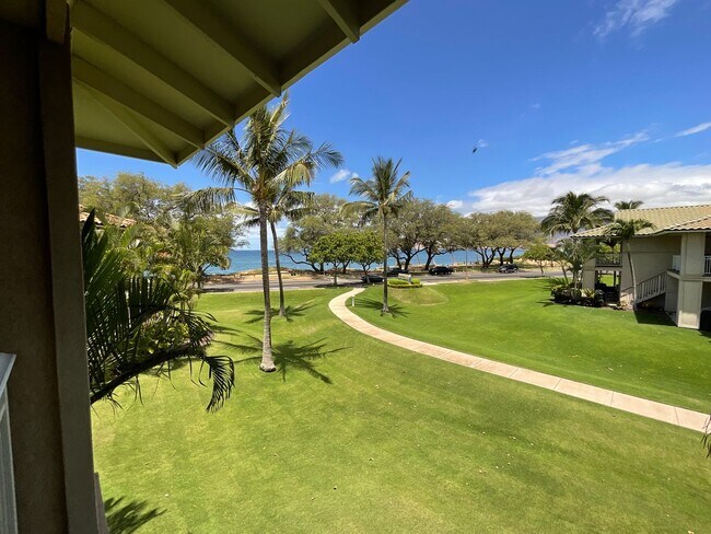 Building Photo - Great Ocean View from this Convenient North Kihei Condo- Close to the Beach