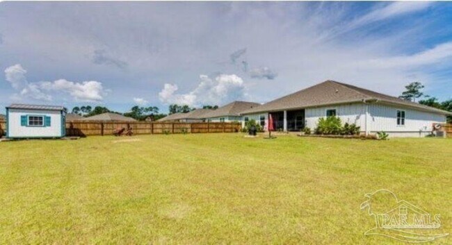 Building Photo - 10696 Davenport Lp