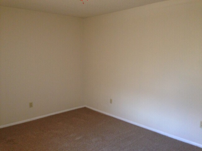 Building Photo - 7855SVC(100)