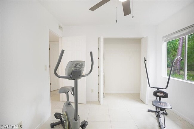 Building Photo - 4635 Bayshore Dr