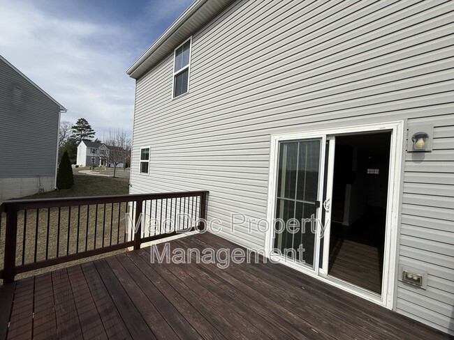 Building Photo - 127 Harper Ln