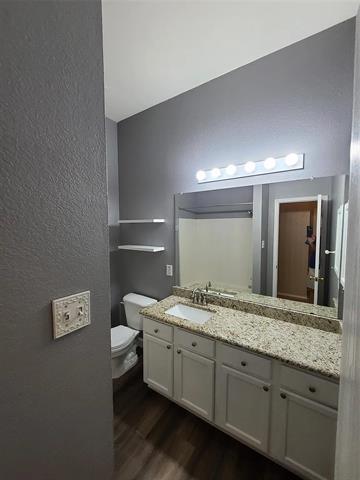 Building Photo - 1 Watergrove Ct