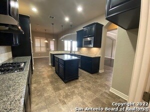 Building Photo - 515 Tranquil Oak