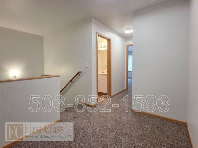 Building Photo - 20693 SW Lavender Ave