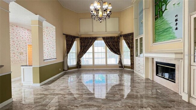 Building Photo - 934 Westpark Dr