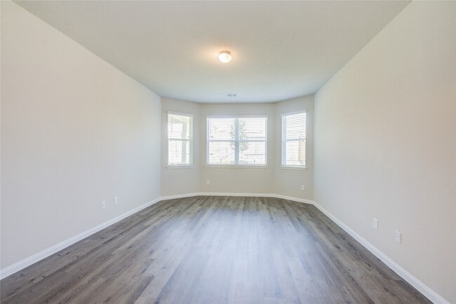 Building Photo - 3620 Cub Dr