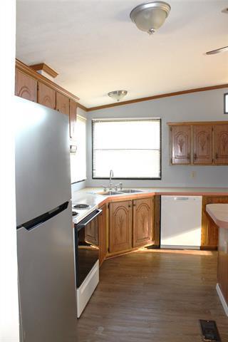 Building Photo - 8644 Dustin Dr