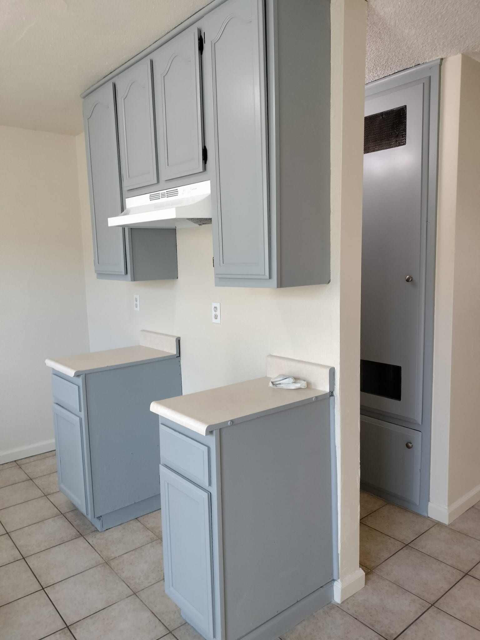 Building Photo - 4364 W 133rd St