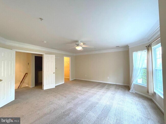 Building Photo - 23435 Dahlia Cir