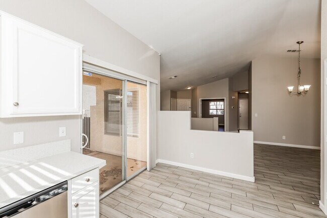 Building Photo - 601 Tobble Creek Ct