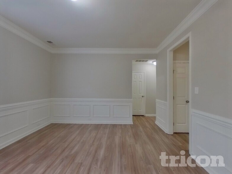 Building Photo - 191 Gabriel Dr