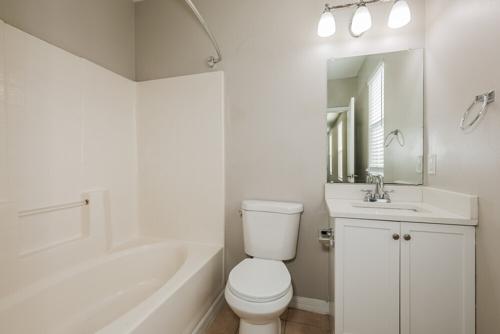 Building Photo - 12614 Montford Ln