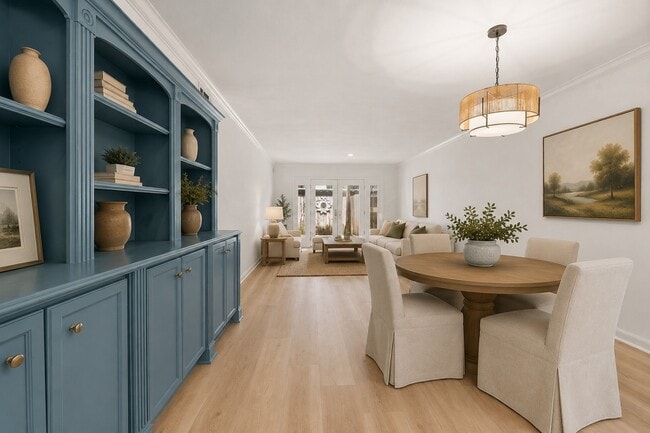 Building Photo - 12966 Trail Hollow Dr