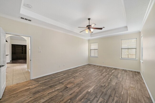 Building Photo - 107 Bella Sole