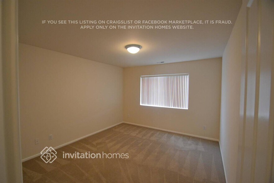 Building Photo - 6206 Park St E