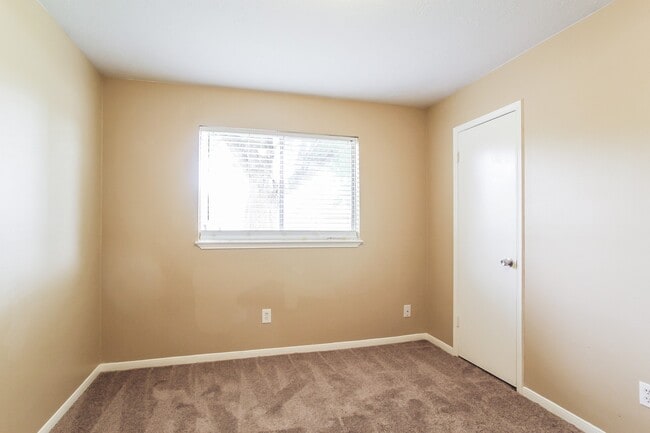 Building Photo - 16146 Coyridge Ln