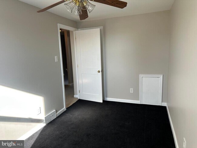 Building Photo - 1961 Carter Rd