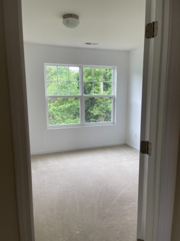 Building Photo - 5 Arbor Hill Pl