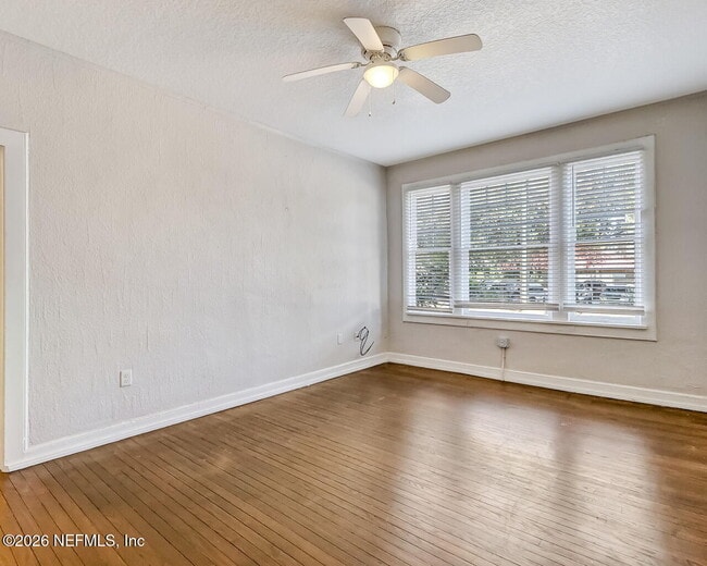 Building Photo - 1020 Stockton St