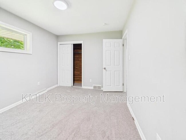 Building Photo - 2644 Kilgore St