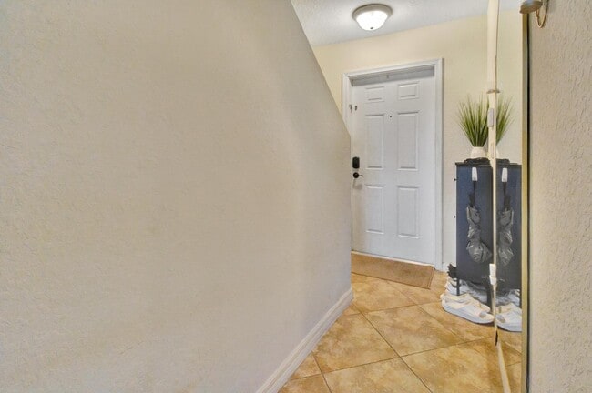 Building Photo - 22201 Majestic Woods Way