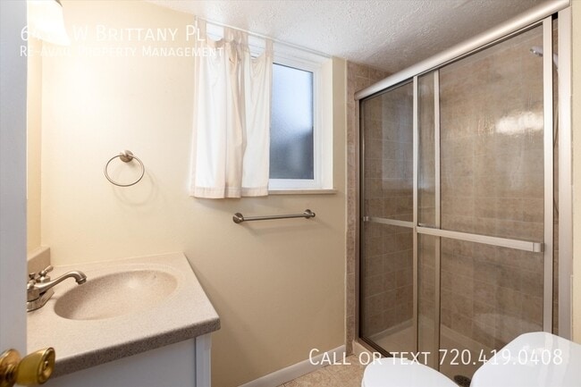 Building Photo - 6412 W Brittany Pl