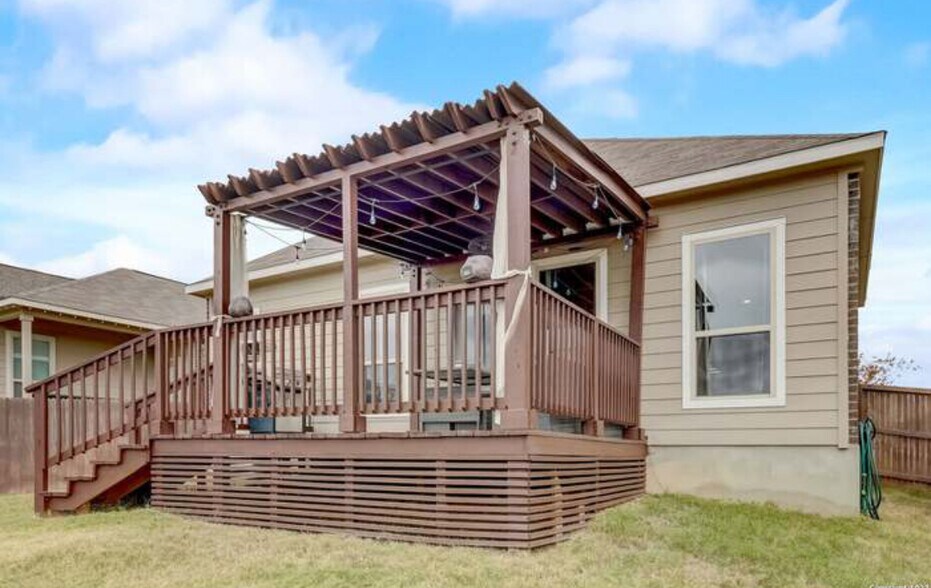 Building Photo - 15002 Costa Leon