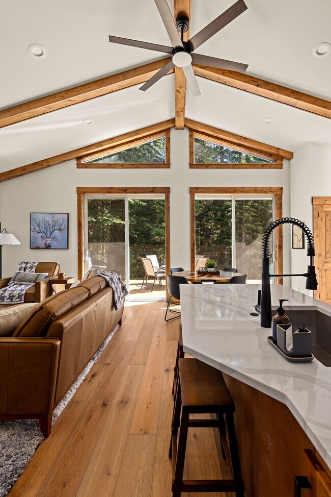 Building Photo - 89192 US-26