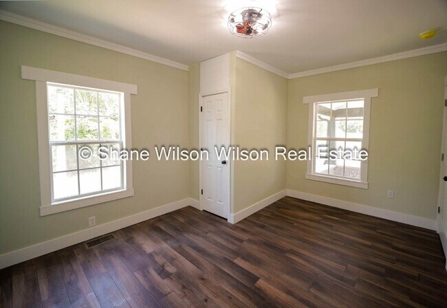 Building Photo - 799 Reed Pond Rd NW