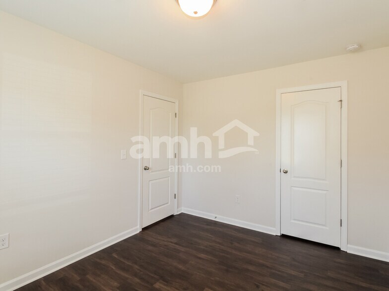 Building Photo - 7104 Brittany Pointer Ct