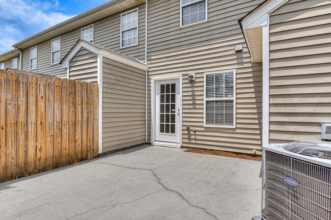 Building Photo - 4680 Brookwood Ln
