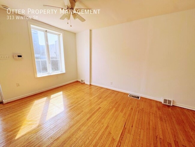 Building Photo - 313 Winton St