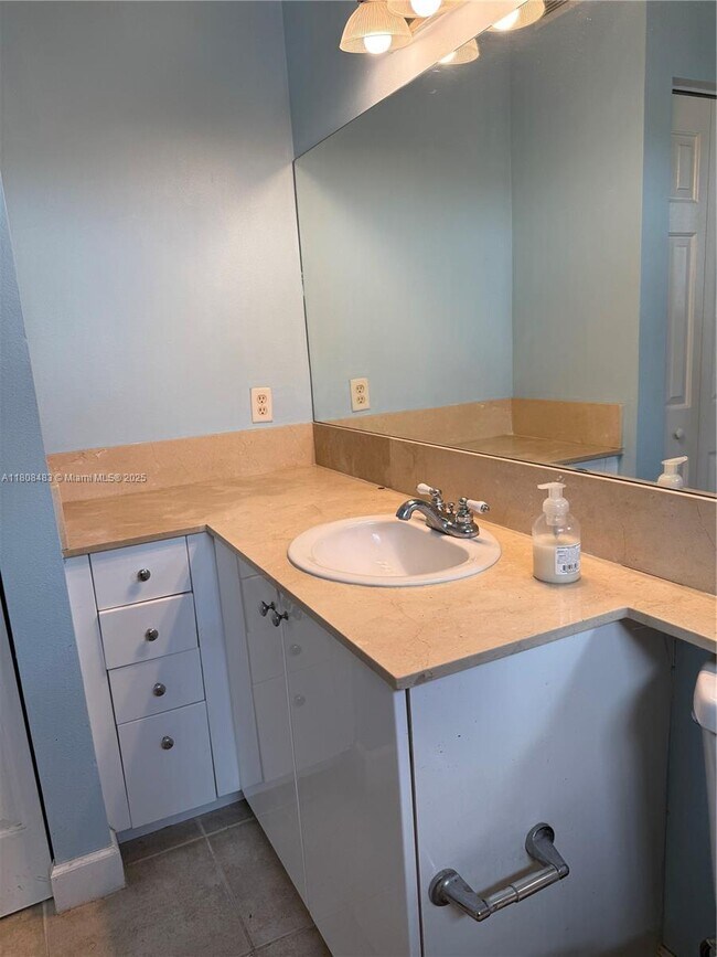 Building Photo - 236 Moorings Dr