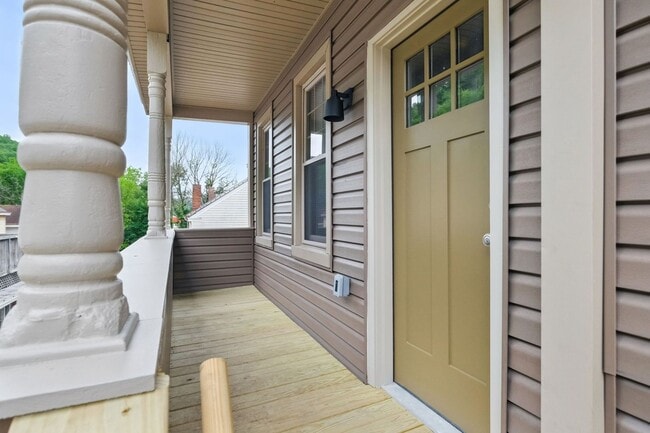 Building Photo - 1 Higgins St