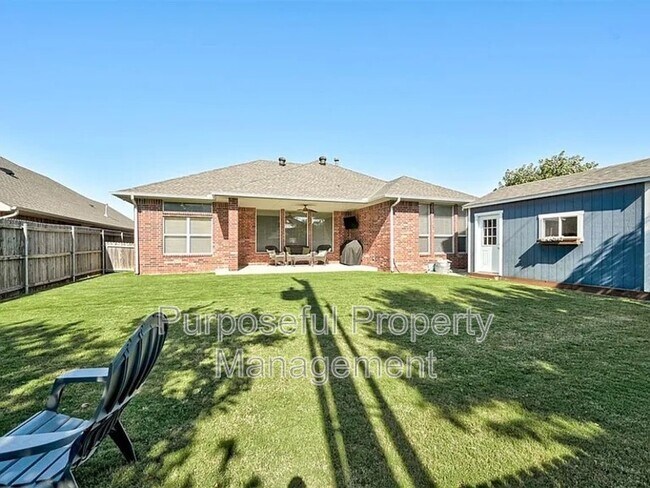 Building Photo - 7320 Stinchcomb Dr